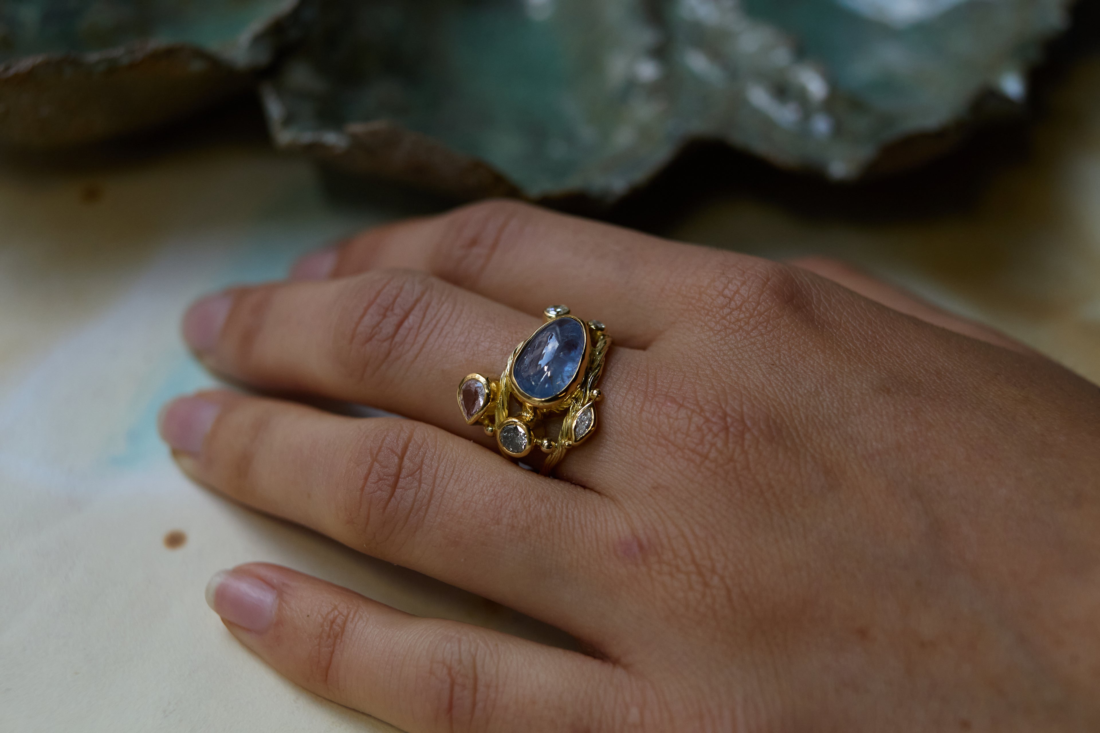 slider image slider_item_jk6AnM