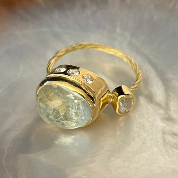 Cocktail ring