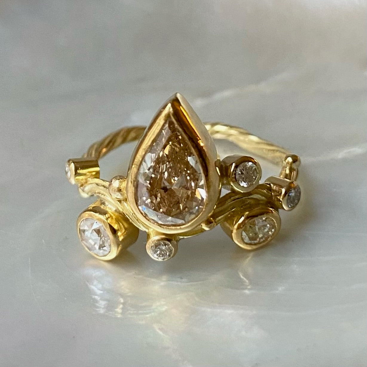 Seafire Guld Ring