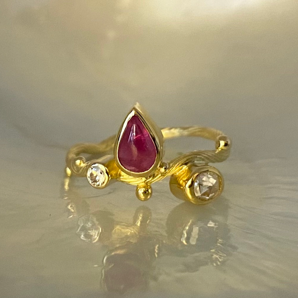 Seafire Gold Tip Ring