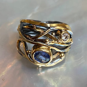 Viklet Ring