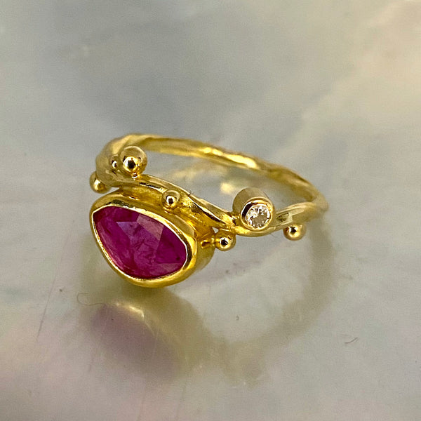Seafire Gold Ring