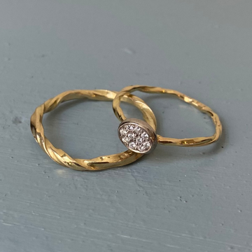 Pavé forlovelses / vielsesring