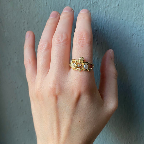 Double Seafire Gold Ring