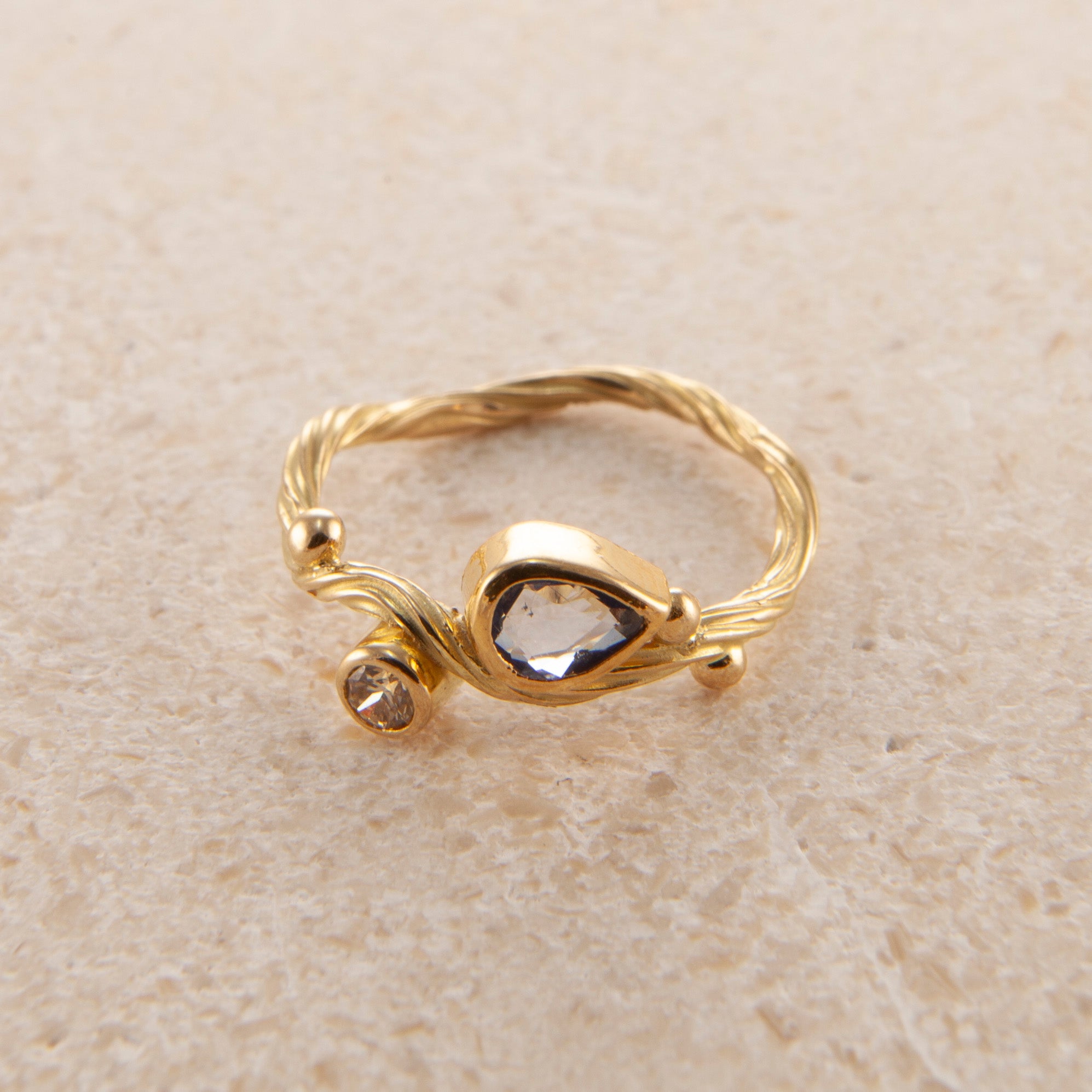 Seafire Ring Gold