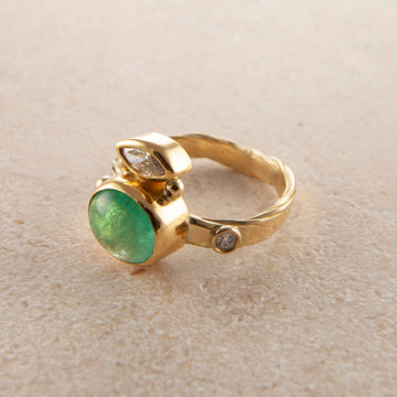 Cocktail ring