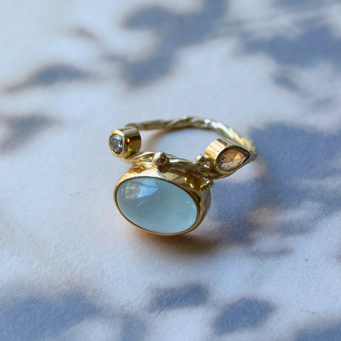 Seafire gold ring