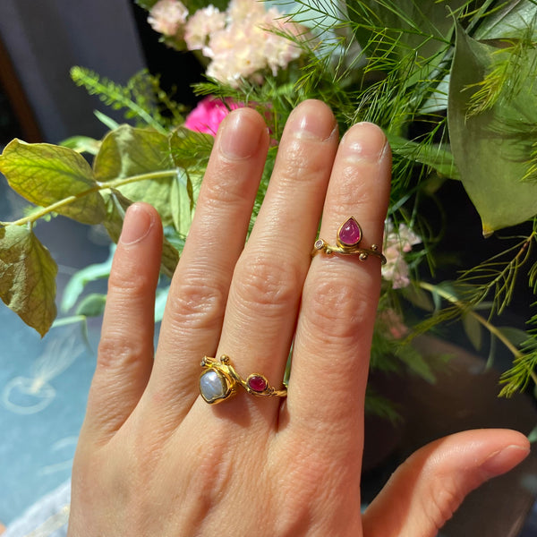 Seafire Gold Tip Ring