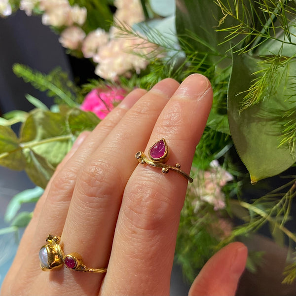 Seafire Gold Tip Ring